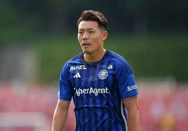 关于贝桑松客场获胜，保持稳定表现的信息