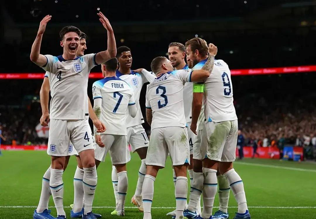 英格兰备战丹麦，全队备战力争涉足决赛