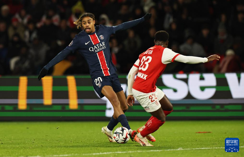 法甲冠军战平对手，遭遇联赛严峻挑战的简单介绍