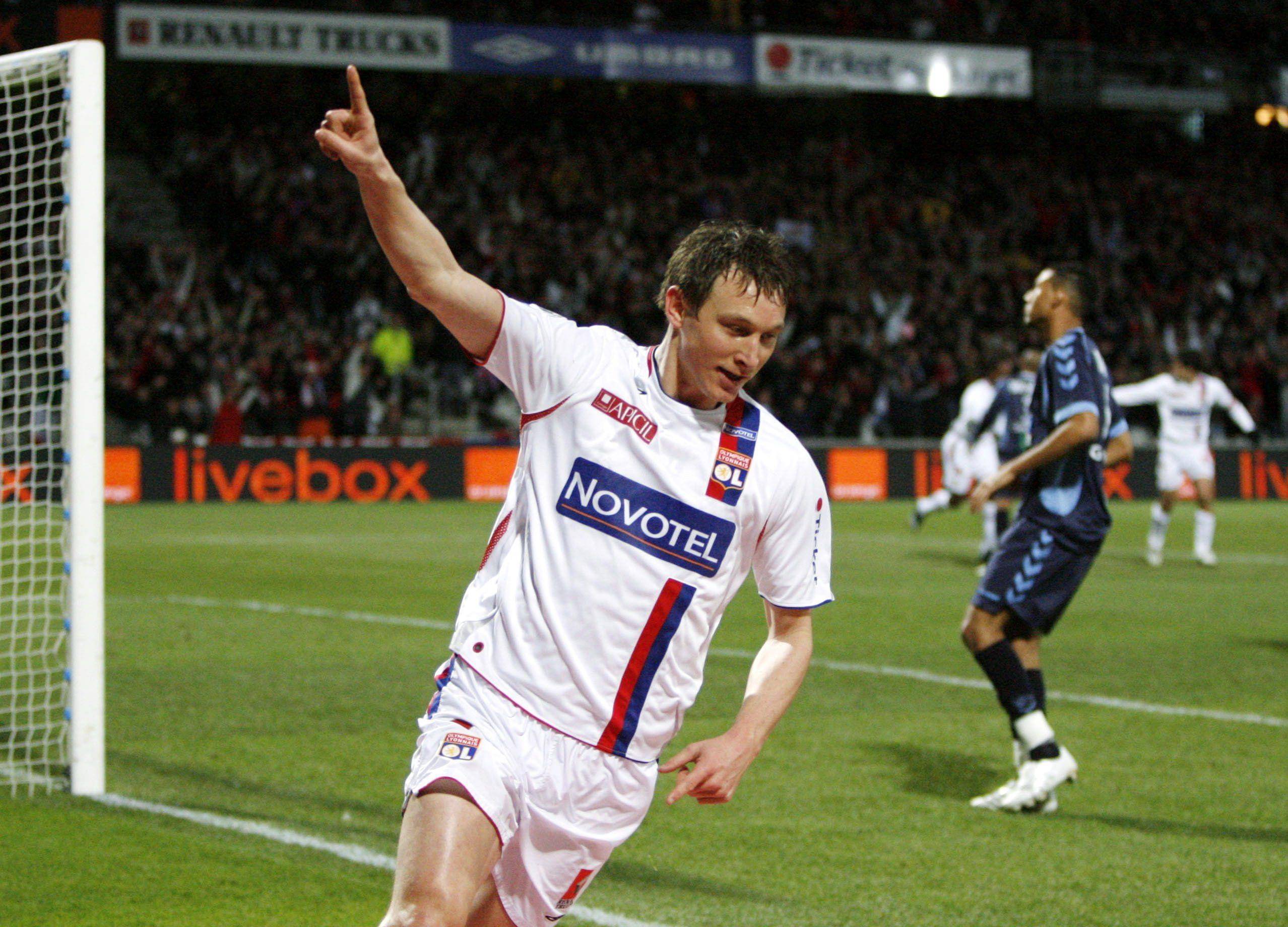 关于尼斯主场大胜第戎，获得关键三分的信息