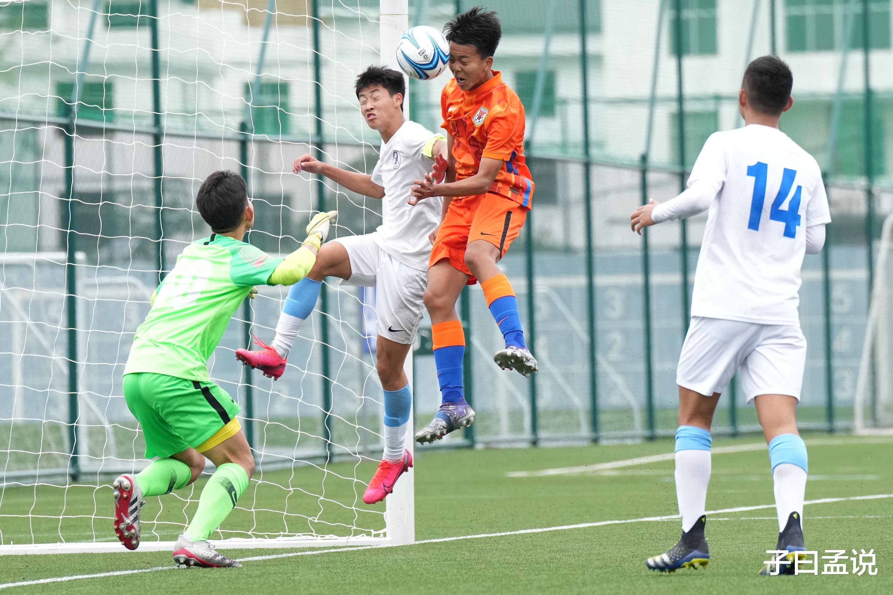 球员们在比赛中展现出色技术 球员们在比赛中展现出色技术