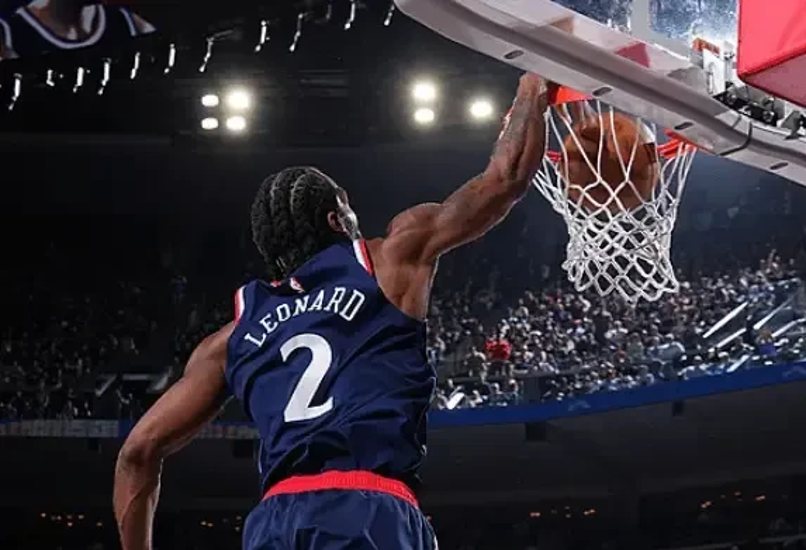 快船客场击败湖人，伦纳