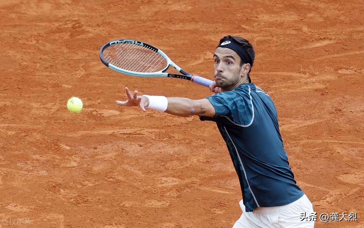 蒙特卡洛大师赛完胜法网，西西帕斯点燃赛场的简单介绍